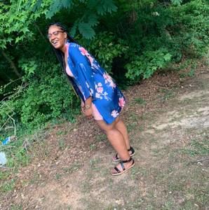 Meet your Posher, Tia